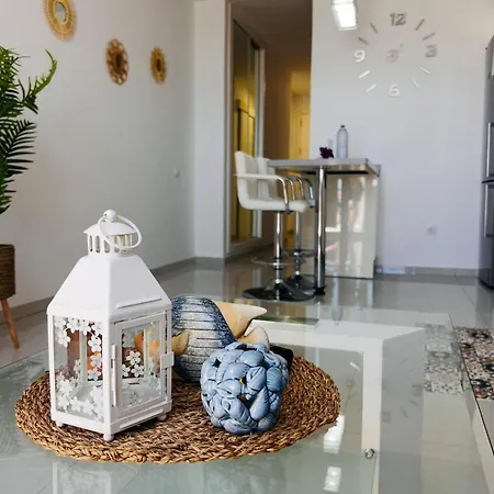 Апартаменты Mareas Sea View Terrace 3 Min To